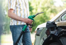 ZZP’ers opgelet: zo ben je minder tijd kwijt aan administratieve werkzaamheden! auto tanken